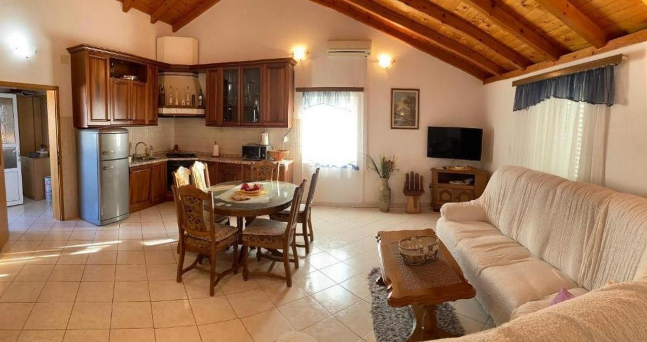 Apartments By The Sea Milna, Vis - 8896 Exterior foto